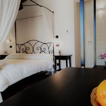 Hotel Residence Noto Marina Экстерьер фото