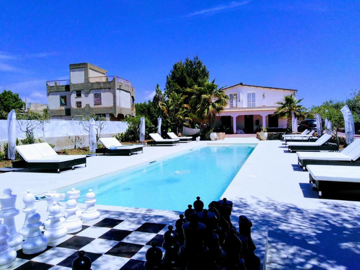 Hotel Residence Noto Marina Экстерьер фото