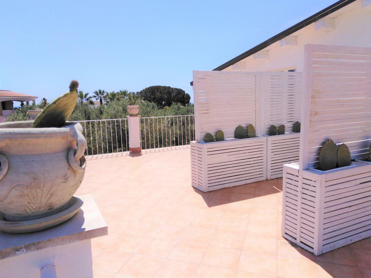 Hotel Residence Noto Marina Экстерьер фото